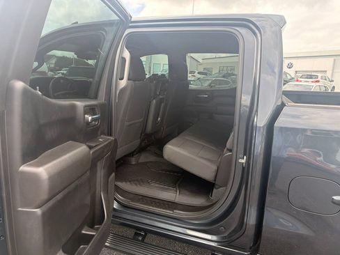 Used 2022 Chevrolet Silverado 1500 Custom Trail Boss AWD/4WD image 8