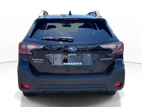 Certified 2023 Subaru Outback Premium AWD/4WD image 5