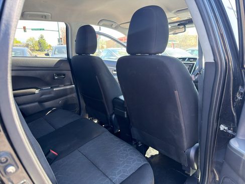 Used 2020 Mitsubishi Outlander Sport ES AWD/4WD image 18