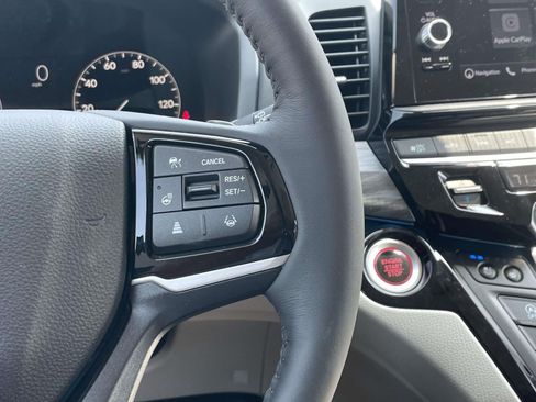 Used 2026 Honda Odyssey Elite image 25
