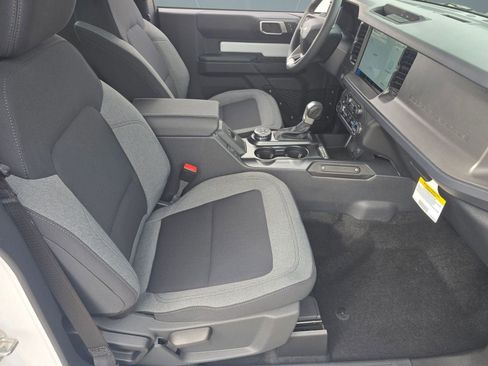 New 2025 Ford Bronco 2-Door image 21