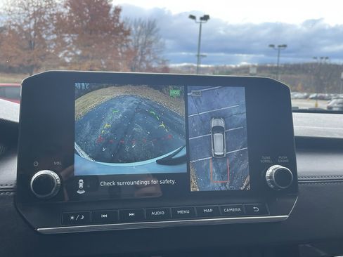 Used 2024 Mitsubishi Outlander SE image 40