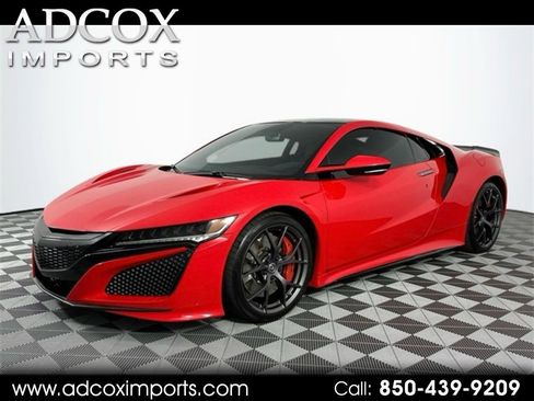 Used 2018 Acura NSX image 1