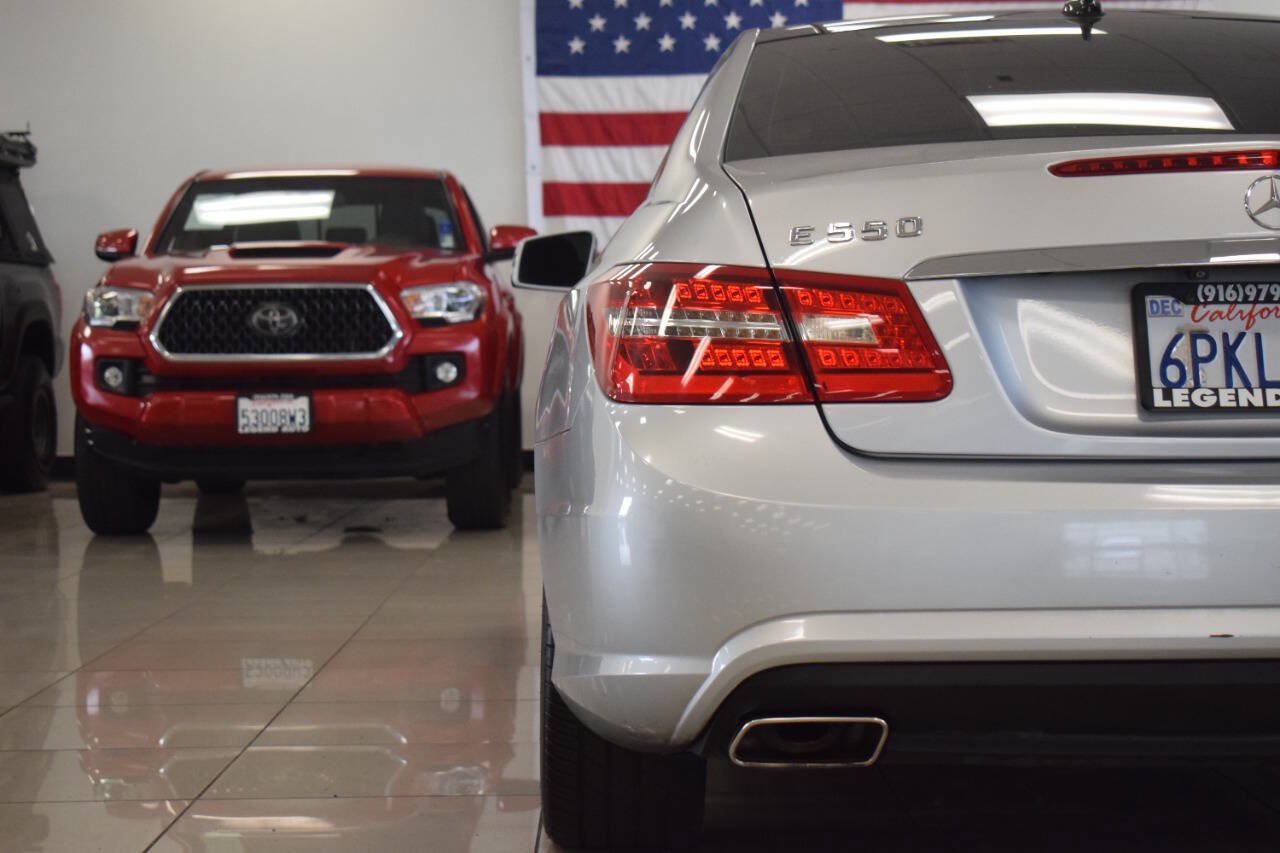 Used 2011 Mercedes-Benz E 550 Coupe image 18