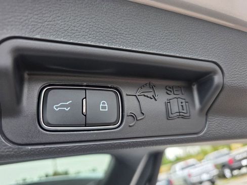 New 2026 Ford Explorer Tremor w/ Tremor Ultimate Package AWD/4WD image 24