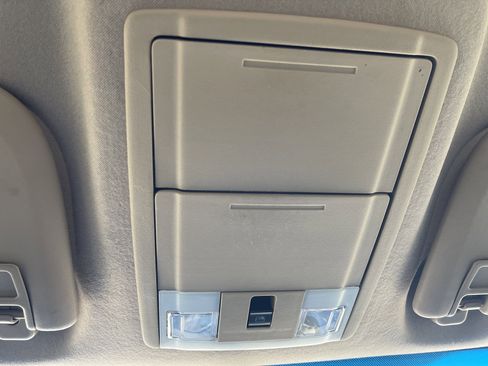 Used 2012 Ford F350 Lariat w/ Lariat Interior Pkg image 25