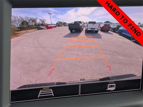 Certified 2025 Chevrolet Silverado 2500 Custom w/ Z71 Off-Road Package image 25