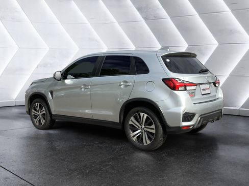 Used 2020 Mitsubishi Outlander Sport SE AWD/4WD image 6