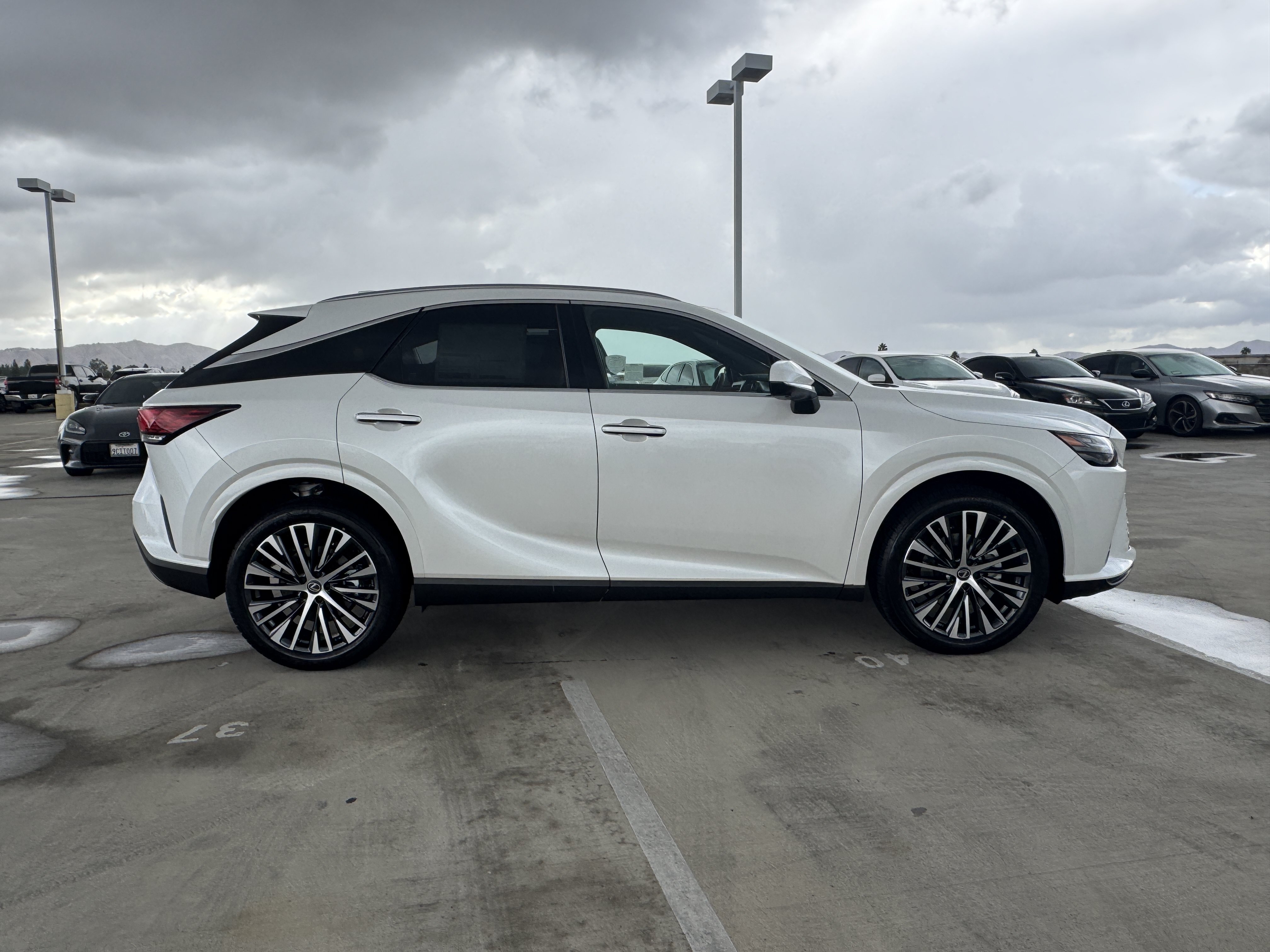 New 2026 Lexus RX 350 FWD image 12