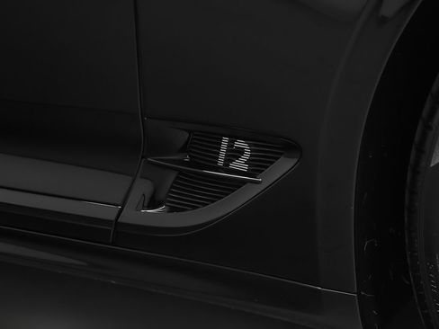 Used 2024 Bentley Continental GT Mulliner AWD/4WD image 6