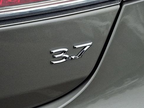 Used 2016 Lincoln MKZ w/ Equipment Group 300A Reserve image 34