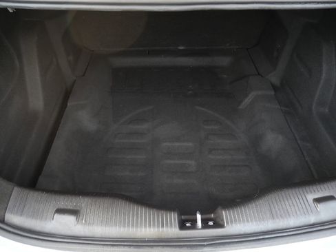 Used 2017 Chevrolet Cruze LS image 22