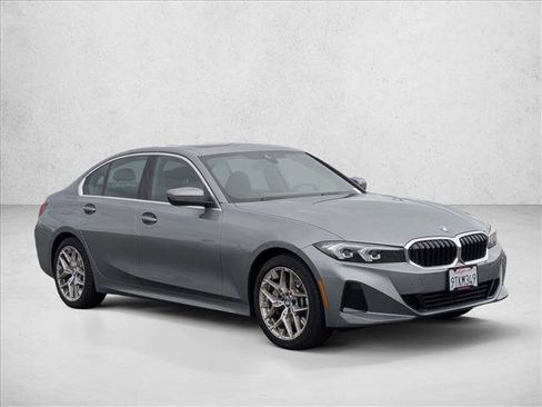 Used 2025 BMW 330i 330i w/ Convenience Package image 3