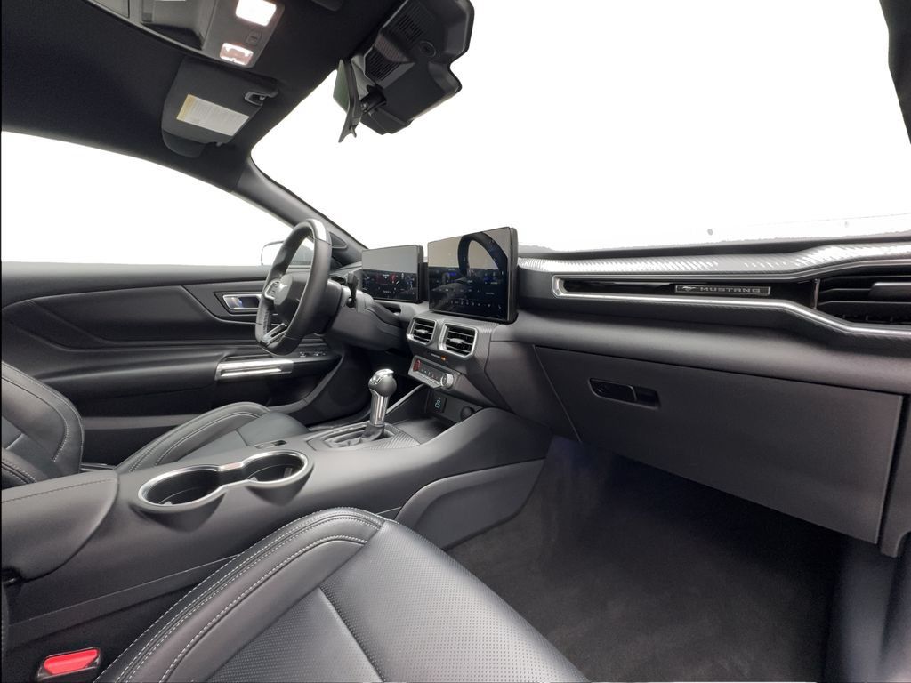 Used 2026 Ford Mustang Premium RWD image 28