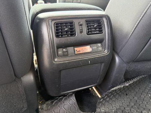 Used 2017 Nissan Pathfinder S FWD image 21