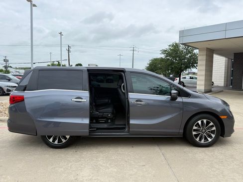 Used 2022 Honda Odyssey EX-L image 10
