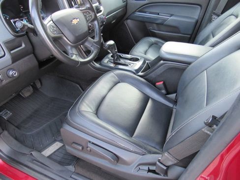 Used 2018 Chevrolet Colorado Z71 RWD image 15