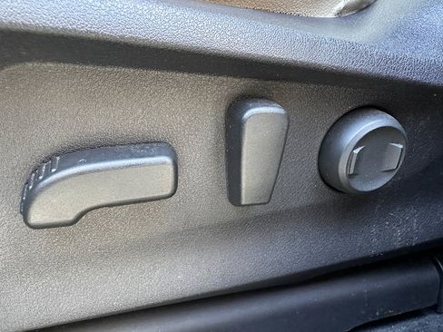 Used 2020 Subaru Ascent Limited w/ Popular Package #4 image 13