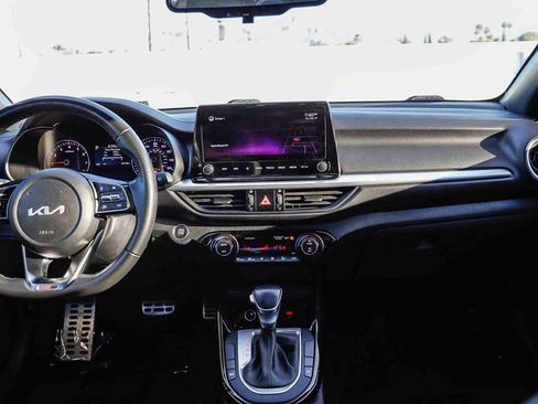 Used 2022 Kia Forte GT-Line image 15