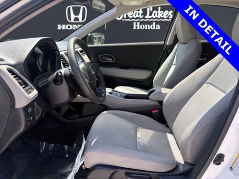 Used 2022 Honda HR-V EX image 10