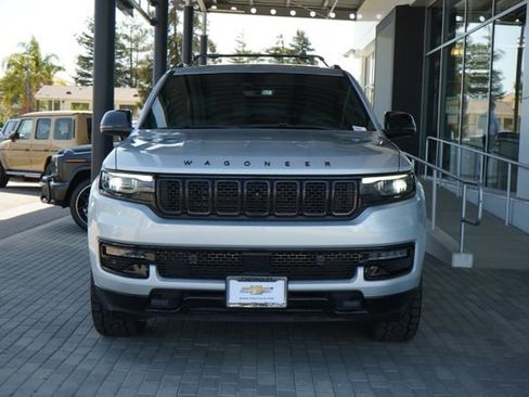 Used 2024 Jeep Wagoneer Series II w/ Convenience Group I image 3