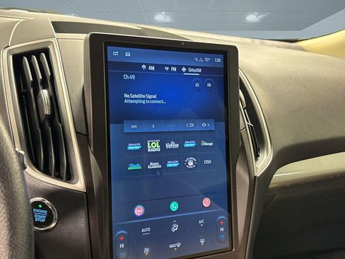 Used 2021 Ford Edge SE image 22