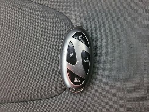 Used 2024 Hyundai Elantra SEL FWD image 32