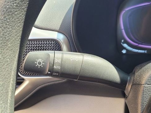 Certified 2025 Kia Soul LX FWD image 15
