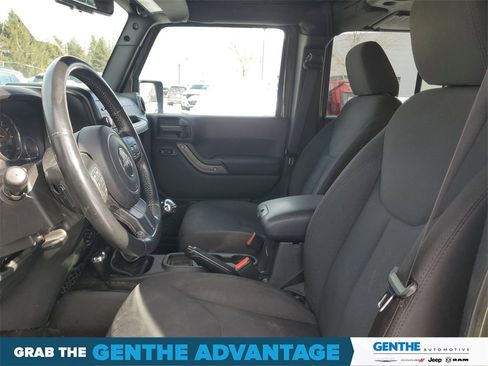 Used 2016 Jeep Wrangler Unlimited Sport image 7