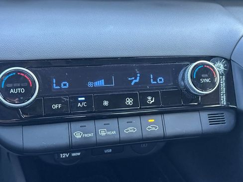 New 2025 Hyundai Elantra Sport image 17