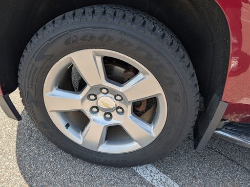 Used 2018 Chevrolet Tahoe Premier w/ Max Trailering Package image 5