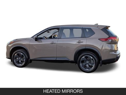 Certified 2025 Nissan Rogue SV image 6