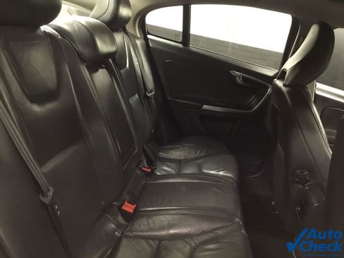 Used 2014 Volvo S60 T5 image 31