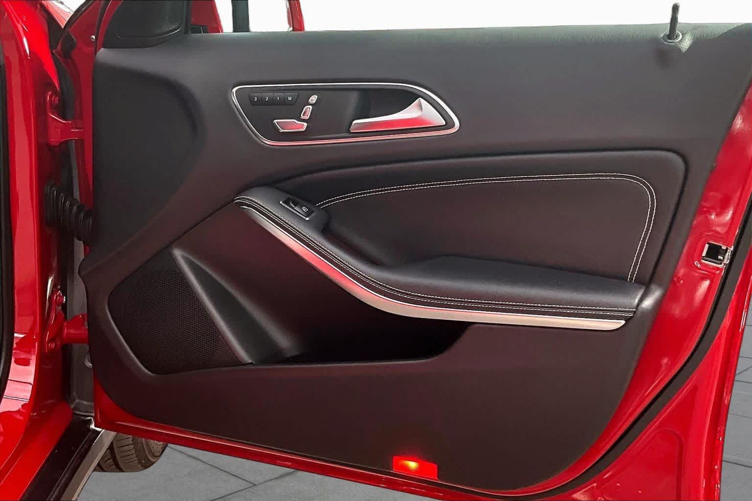 Certified 2018 Mercedes-Benz GLA 250 image 23