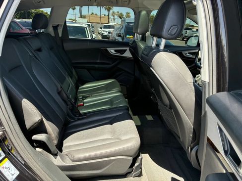 Used 2018 Audi Q7 2.0T Premium Plus w/ Premium Plus Package AWD/4WD image 22
