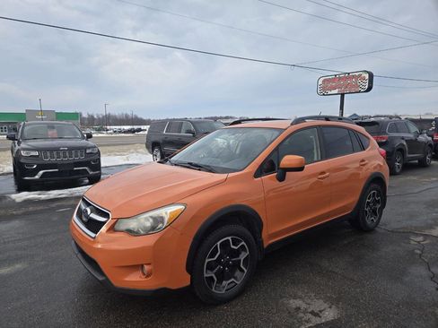 Used 2013 Subaru Crosstrek 2.0i Limited w/ Popular Pkg 1 image 3