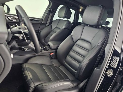 Used 2024 Porsche Macan S AWD/4WD image 21