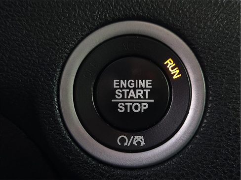 Used 2019 Dodge Charger R/T image 15