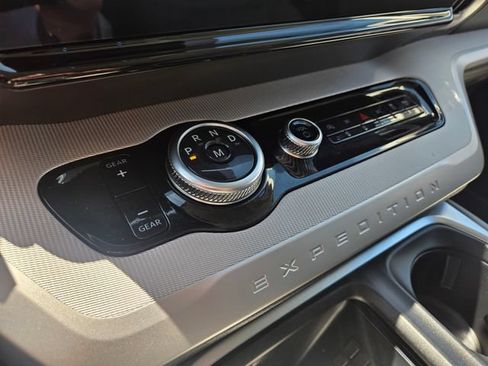 Certified 2025 Ford Expedition Active RWD image 24