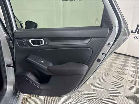 Used 2025 Honda Civic Sport image 22