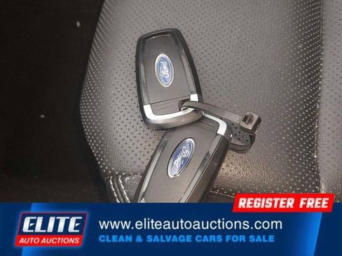 Used 2020 Ford Escape SEL FWD image 22