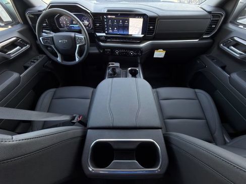 New 2026 Chevrolet Silverado 1500 LT Trail Boss w/ LT Trail Boss Premium Package AWD/4WD image 11