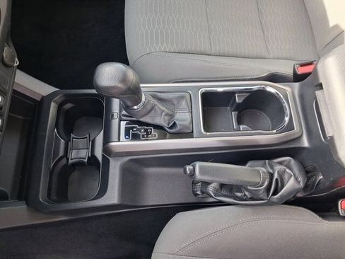 Used 2019 Toyota Tacoma SR5 image 23