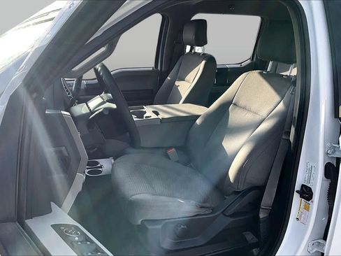 Used 2016 Ford F150 XLT RWD image 8