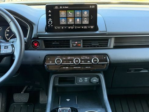 Used 2025 Honda Pilot EX-L image 23