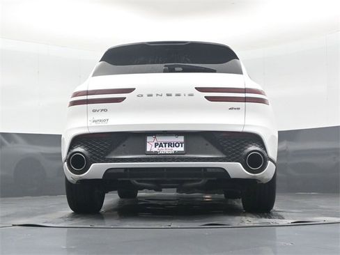 Used 2025 Genesis GV70 2.5T w/ Sport Prestige Package image 42