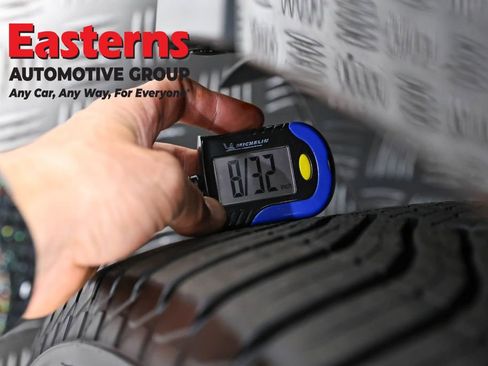 Used 2024 Ford Edge SE w/ Cargo Accessory Package AWD/4WD image 25