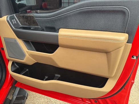 Used 2025 Ford F350 Lariat w/ Lariat Ultimate Package image 36