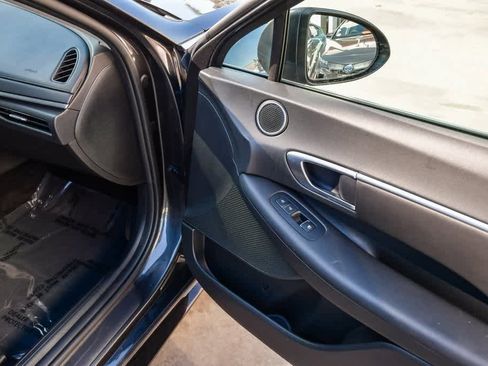 Used 2023 Hyundai Sonata SEL w/ Preferred Accessory Package image 16