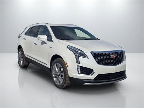 New 2026 Cadillac XT5 Premium Luxury w/ Driver Assist Package image 3